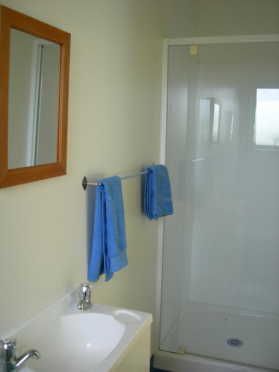 White Elephant Accomodation Motueka Δωμάτιο φωτογραφία
