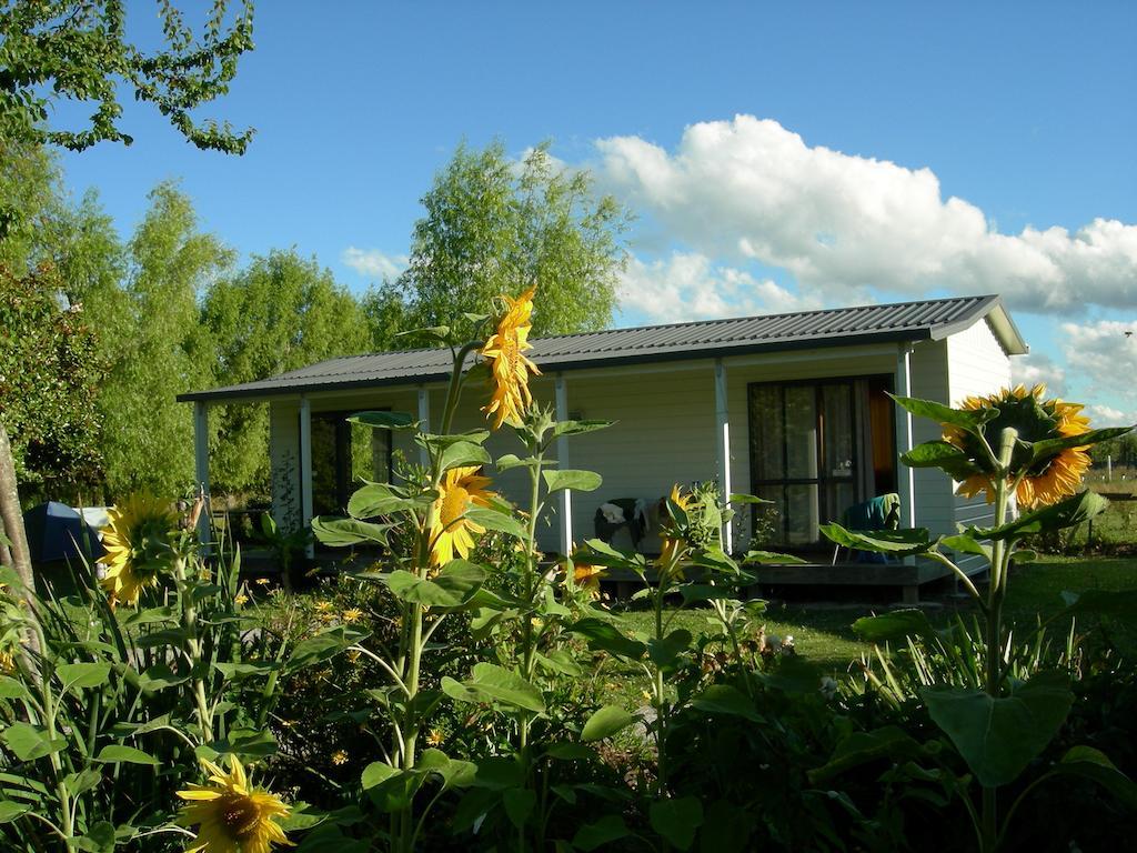 White Elephant Accomodation Motueka Δωμάτιο φωτογραφία