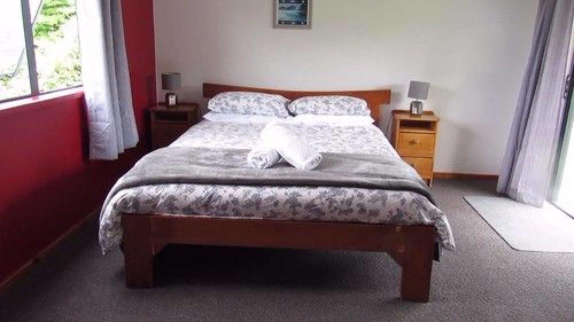 White Elephant Accomodation Motueka Εξωτερικό φωτογραφία